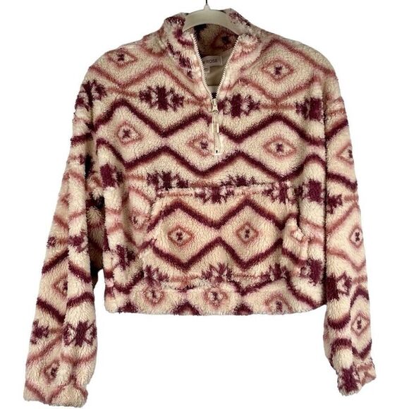 NWT Pink Rose Stone Aztec Sherpa Cropped Sweater XS - Picture 1 of 10